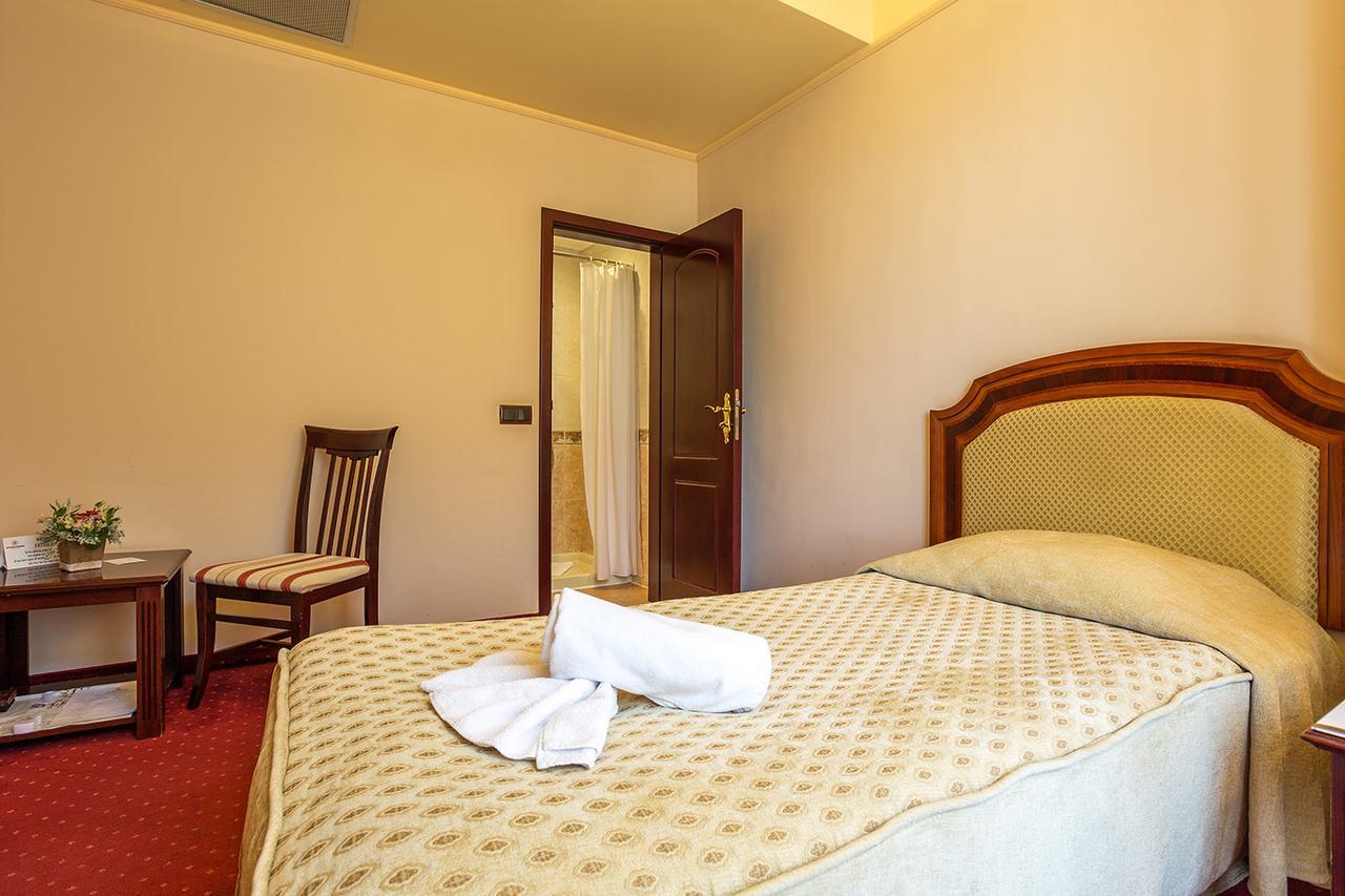 Boutique Splendid Hotel Varna Exterior foto